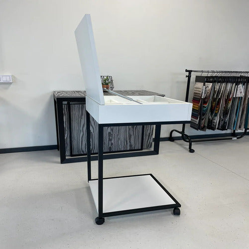 Movable Makeup Table