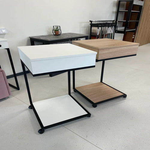 Movable Makeup Table